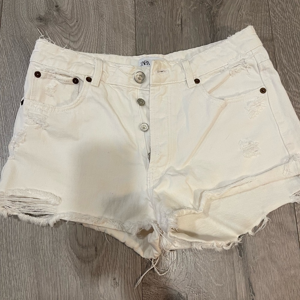 ZARA JEAN SHORTS